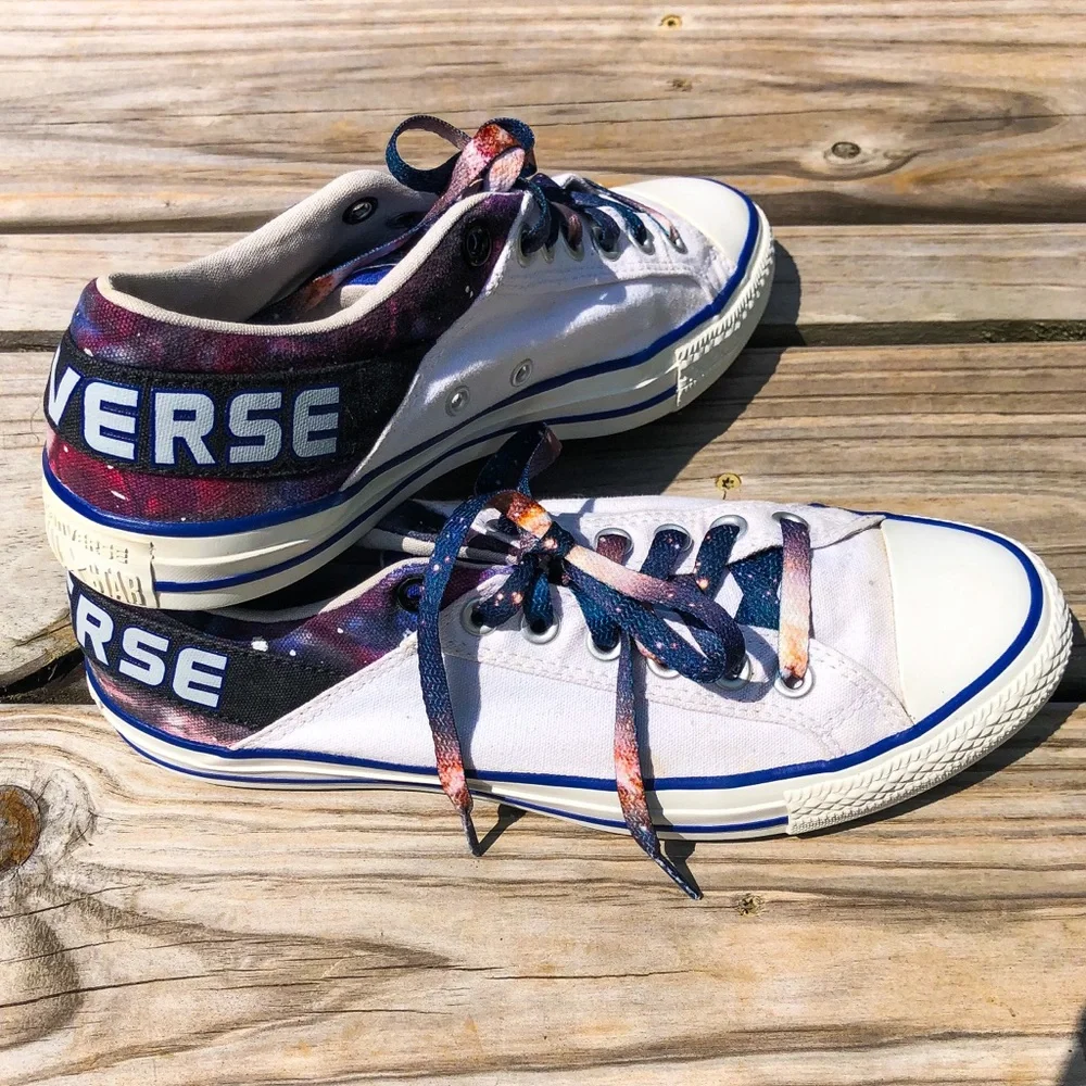 - Converse Sz 10 White/Galaxy Converse All-Stars! NEW GALAXY LACES! EUC! - Picture 2 of 14